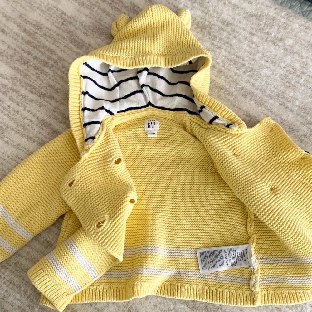 Baby Gap Garter Knit Hooded Sweater 3-6 months - Picture 6 of 7